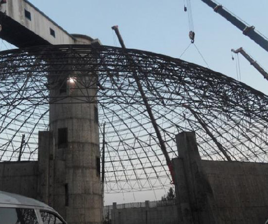 金昌网架分条或分块安装法